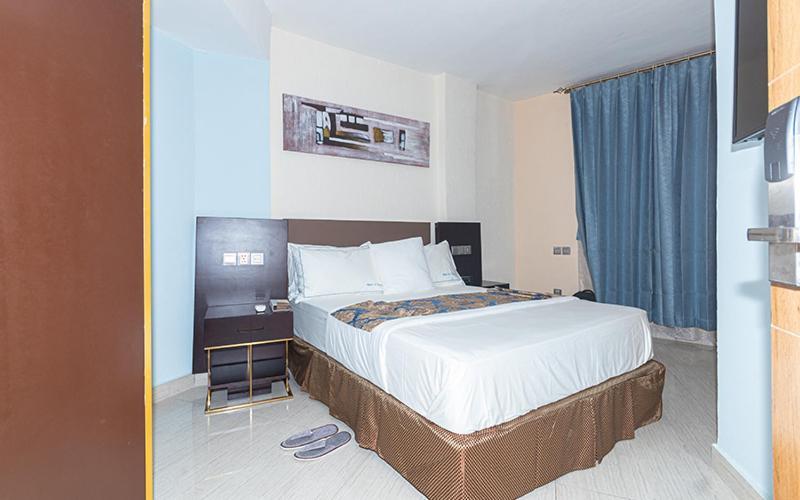 דואלה Hotel Le Figaro מראה חיצוני תמונה