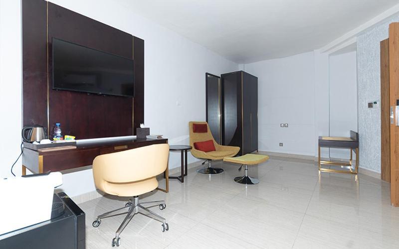 דואלה Hotel Le Figaro מראה חיצוני תמונה