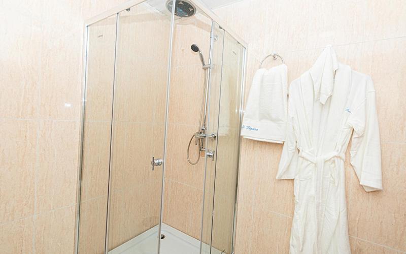 דואלה Hotel Le Figaro מראה חיצוני תמונה