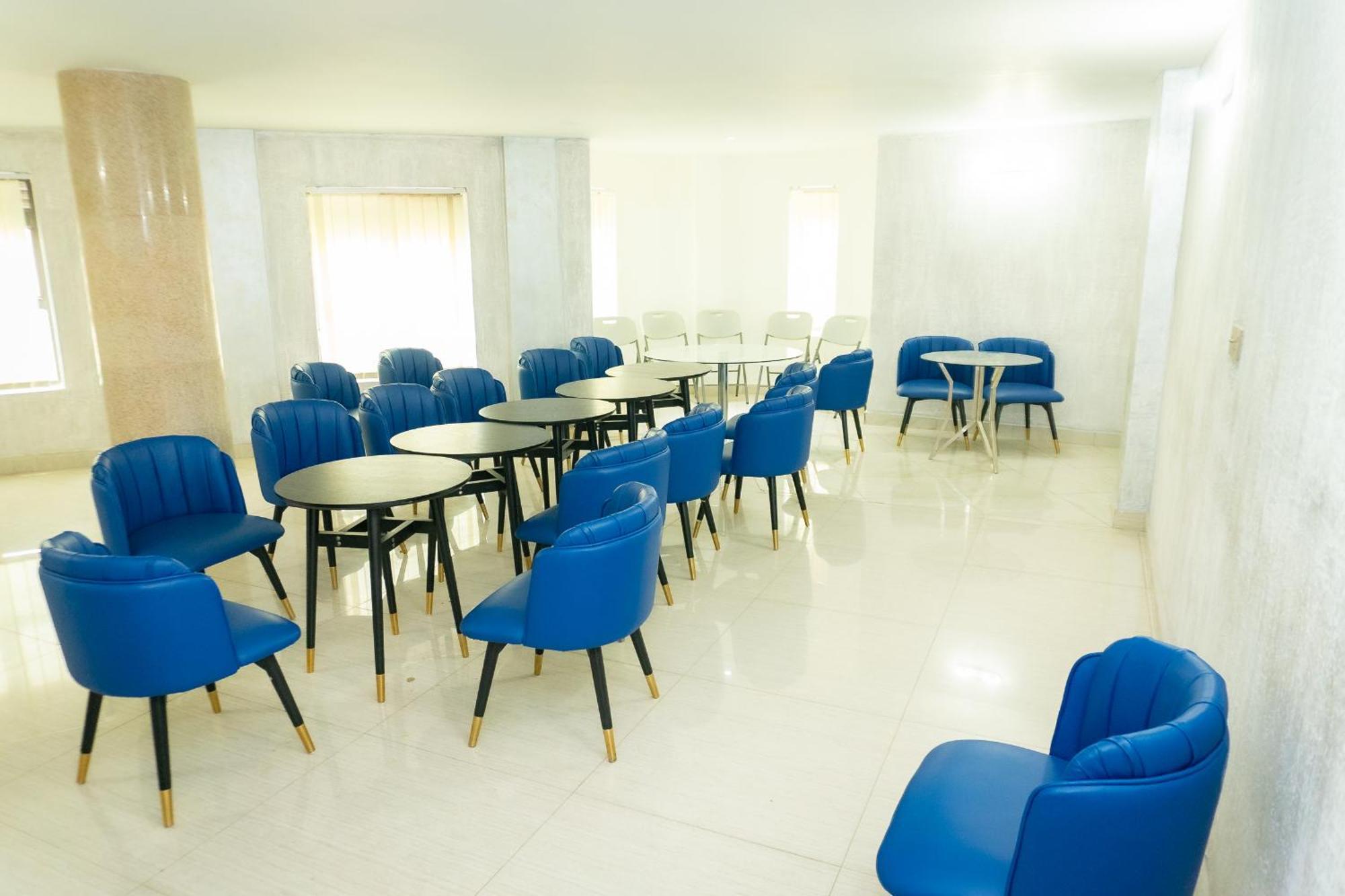דואלה Hotel Le Figaro מראה חיצוני תמונה