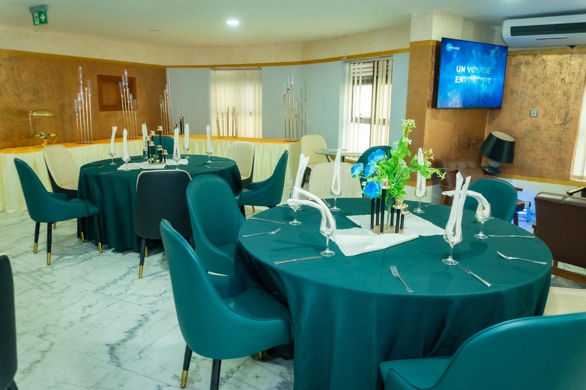 דואלה Hotel Le Figaro מראה חיצוני תמונה